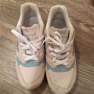 New Balance Kids Cream & Light Blue Mesh Suede Sneakers